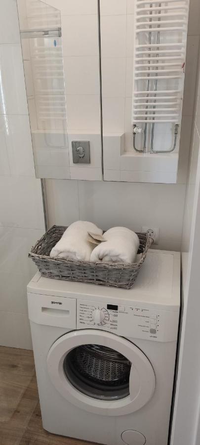 Be My Guest - Marszalkowska Studio - Center Of Warsaw Subway Wi-Fi Breakfast מראה חיצוני תמונה